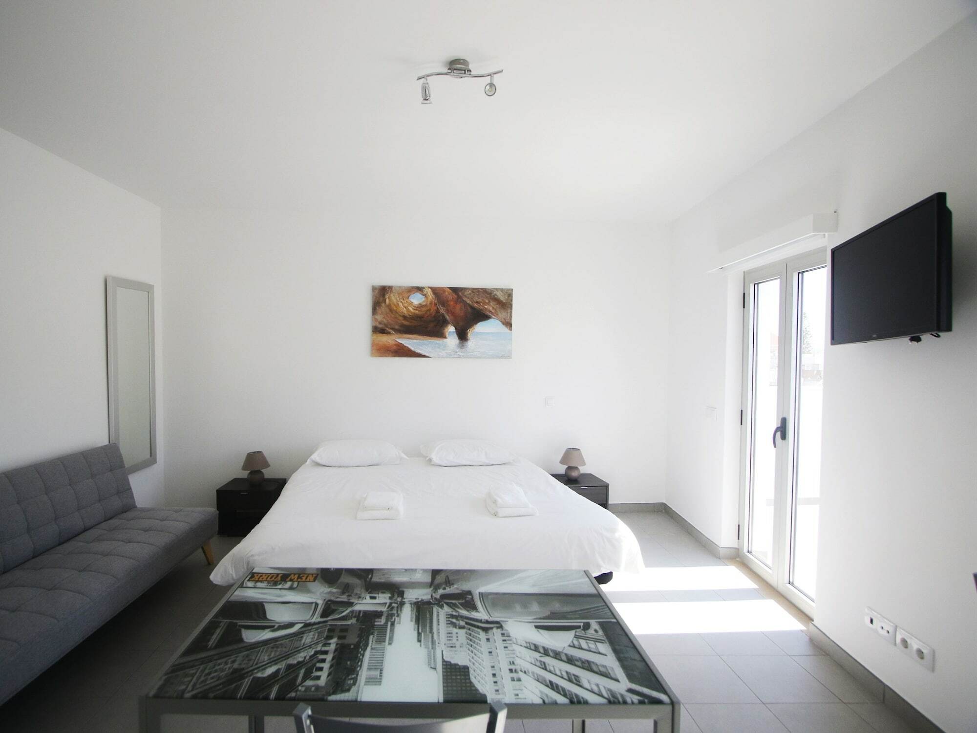 Guest House Lovely Swan Лагос Екстериор снимка